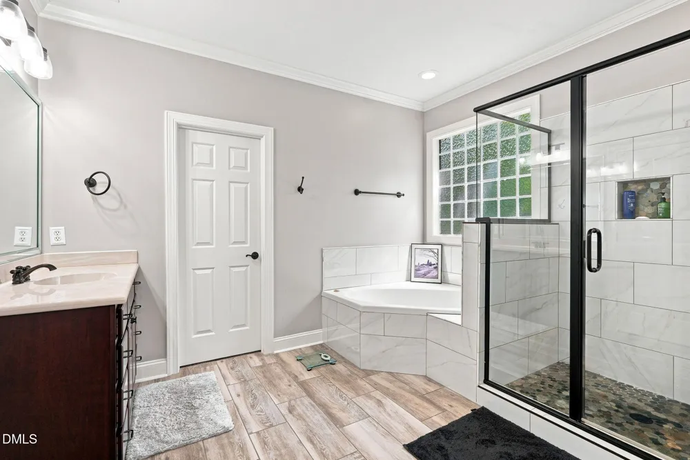 2405 Thurrock Drive Apex, NC 27539