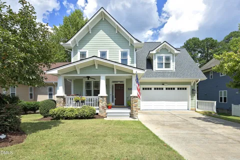 712 Shoals Lake Drive