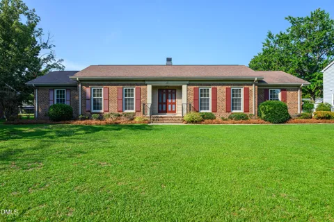 1106 Crestview Drive