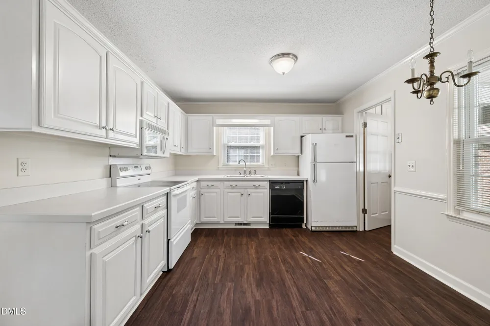 1106 Crestview Drive Tarboro, NC 27886