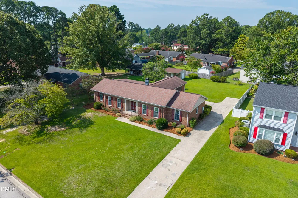 1106 Crestview Drive Tarboro, NC 27886