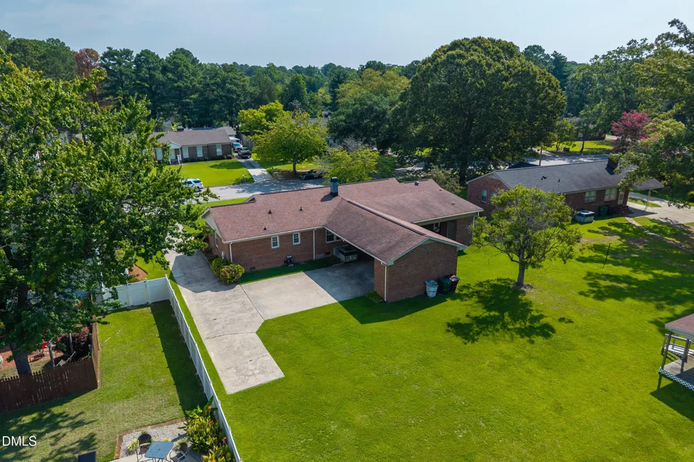 1106 Crestview Drive Tarboro, NC 27886