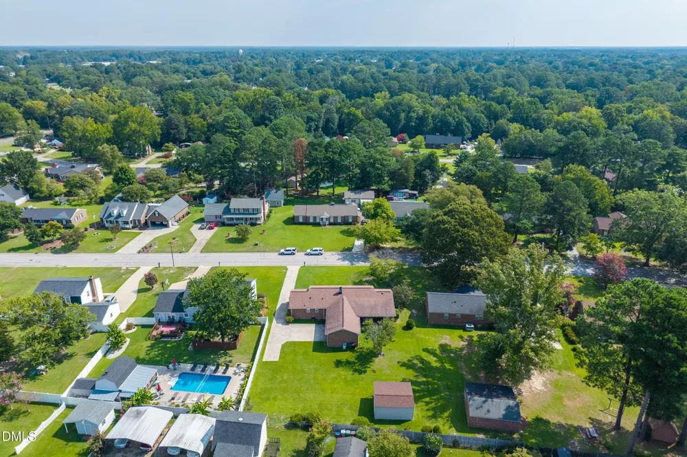 1106 Crestview Drive Tarboro, NC 27886