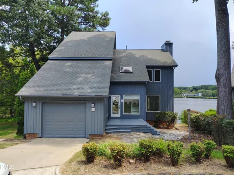 108 Mainsail Drive