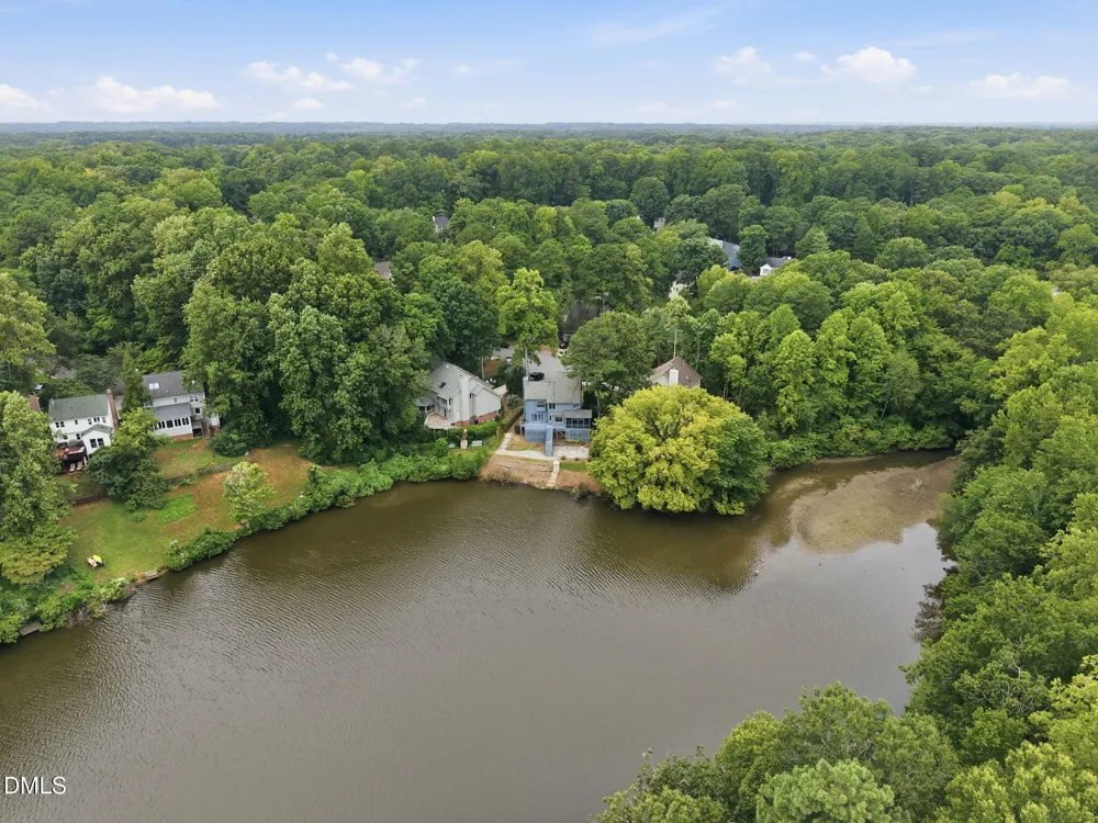 108 Mainsail Drive Cary, NC 27511