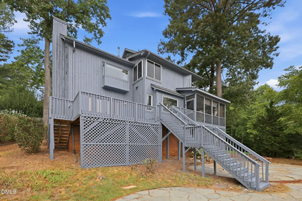 108 Mainsail Drive Cary, NC 27511