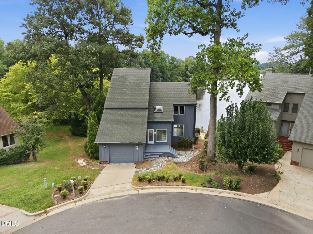 108 Mainsail Drive Cary, NC 27511