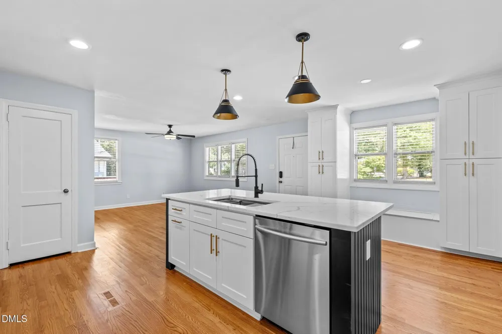 2115 Bellaire Avenue Raleigh, NC 27608