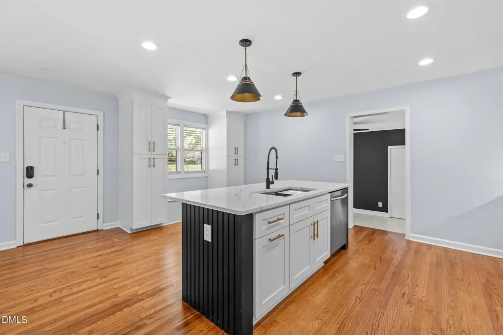 2115 Bellaire Avenue Raleigh, NC 27608