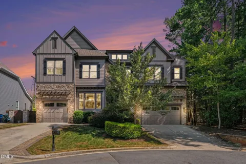 2504 Shadow Hills Court