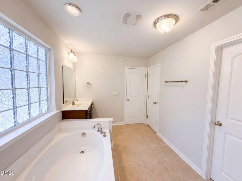 1578 Tice Hurst Lane Apex, NC 27502