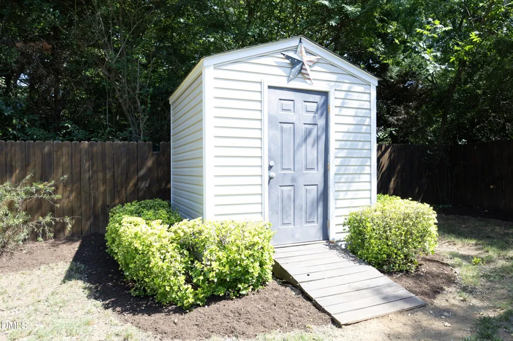 136 Nc 87 Pittsboro, NC 27312