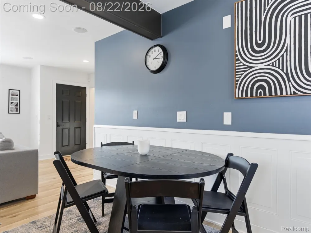 1228 Main Street Rochester City, MI 48307