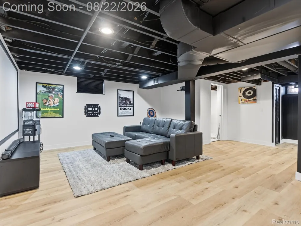 1228 Main Street Rochester City, MI 48307