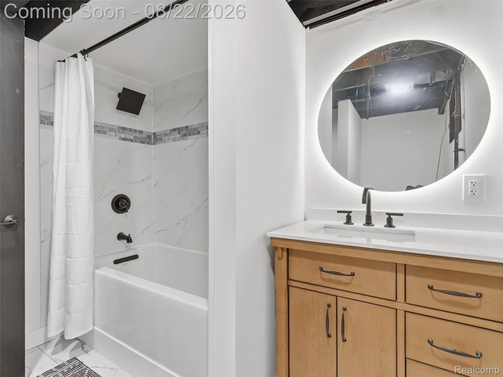 1228 Main Street Rochester City, MI 48307