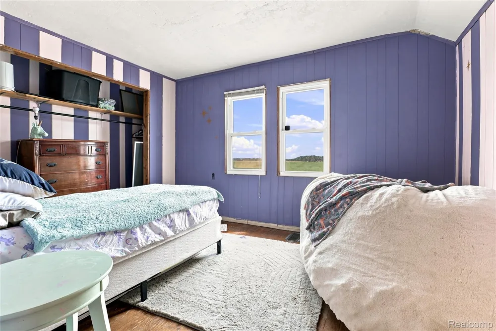 8647 Middleton Road Venice Township, MI 48817