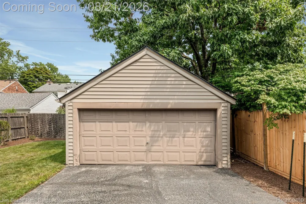 288 Moran Road Grosse Pointe Farms City, MI 48236