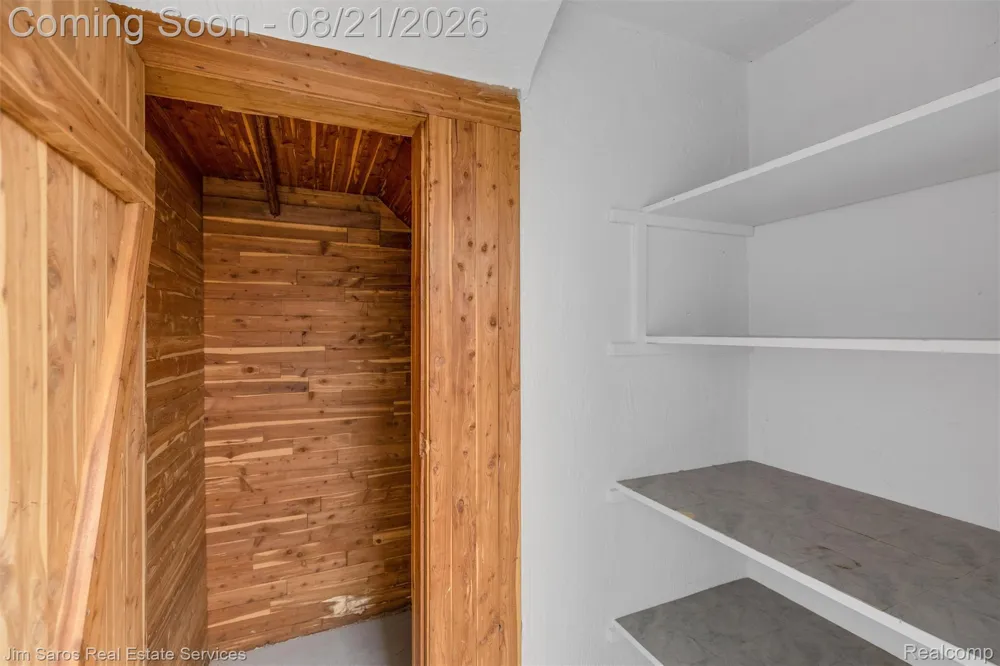 288 Moran Road Grosse Pointe Farms City, MI 48236