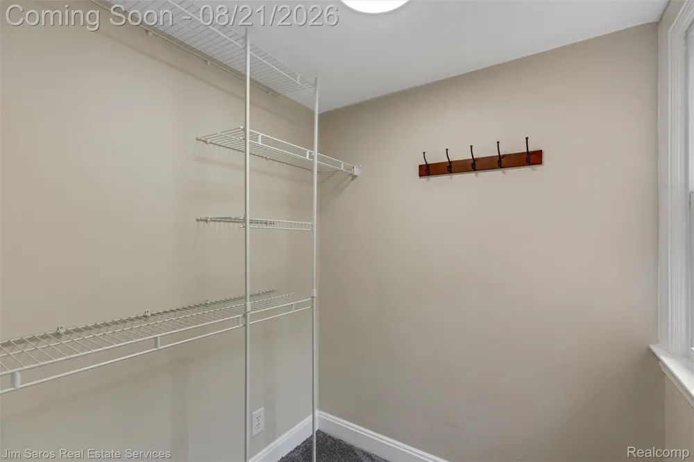 288 Moran Road Grosse Pointe Farms City, MI 48236