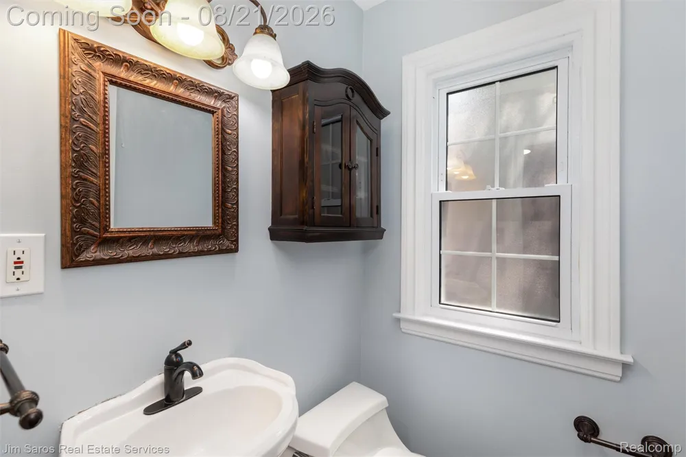 288 Moran Road Grosse Pointe Farms City, MI 48236