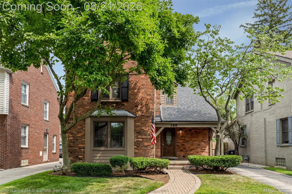 288 Moran Road Grosse Pointe Farms City, MI 48236