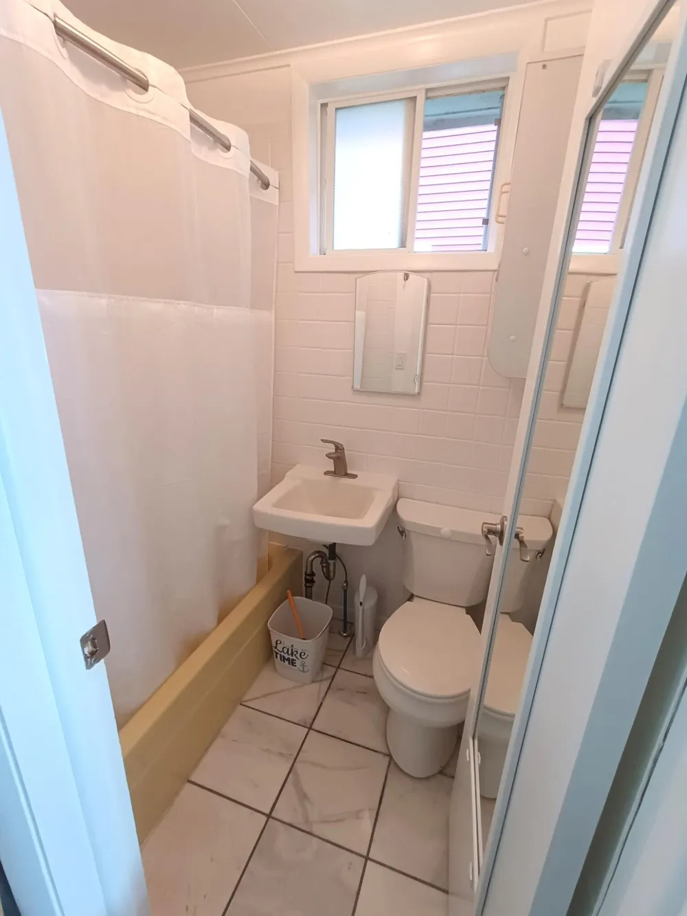 164 Portage Lake Road Waterloo Township, MI 49259