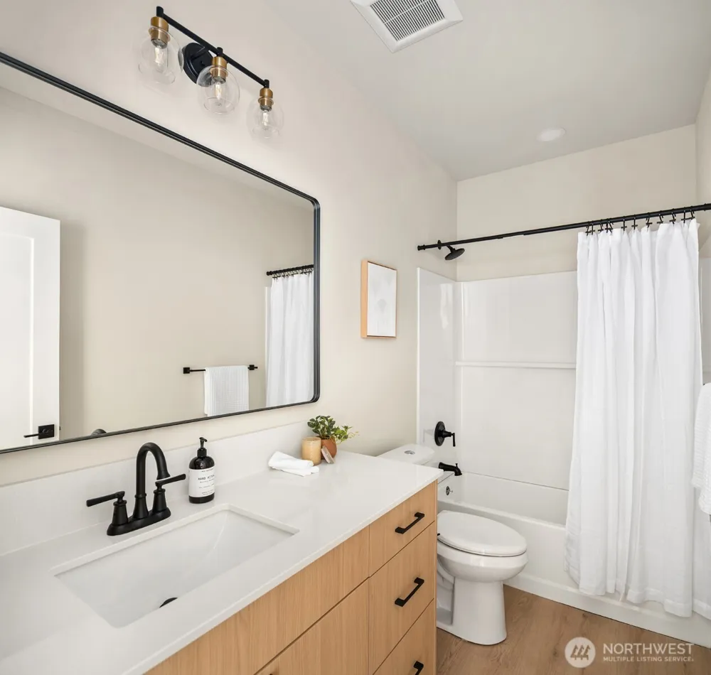 5814 Lowell Larimer Road #A2 Everett, WA 98208