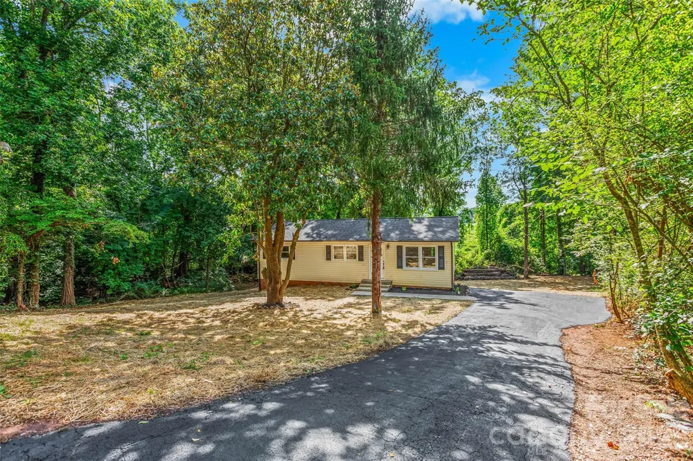 248 Harriet Lane Statesville, NC 28625
