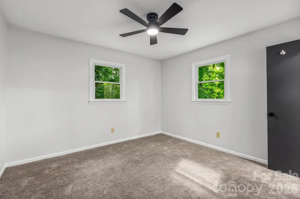 248 Harriet Lane Statesville, NC 28625