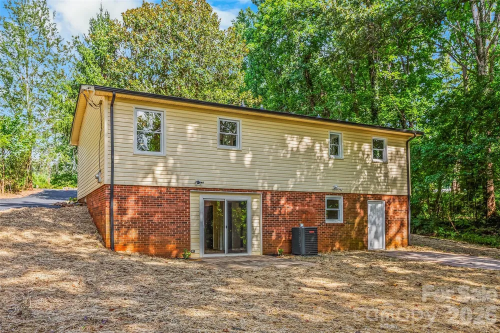 248 Harriet Lane Statesville, NC 28625
