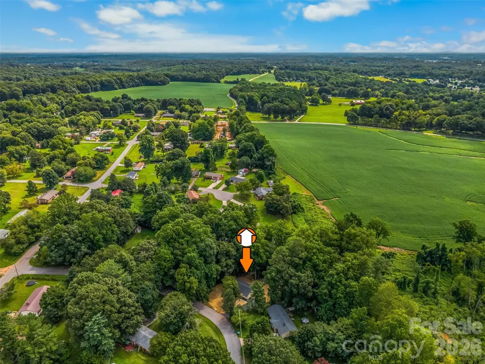 248 Harriet Lane Statesville, NC 28625