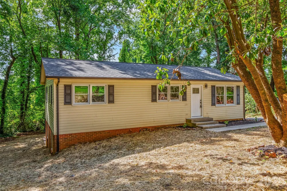 248 Harriet Lane Statesville, NC 28625
