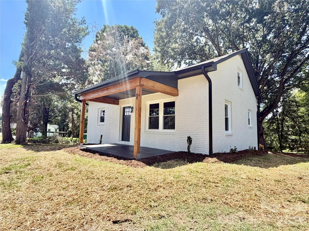 88 Polk Street Taylorsville, NC 28681