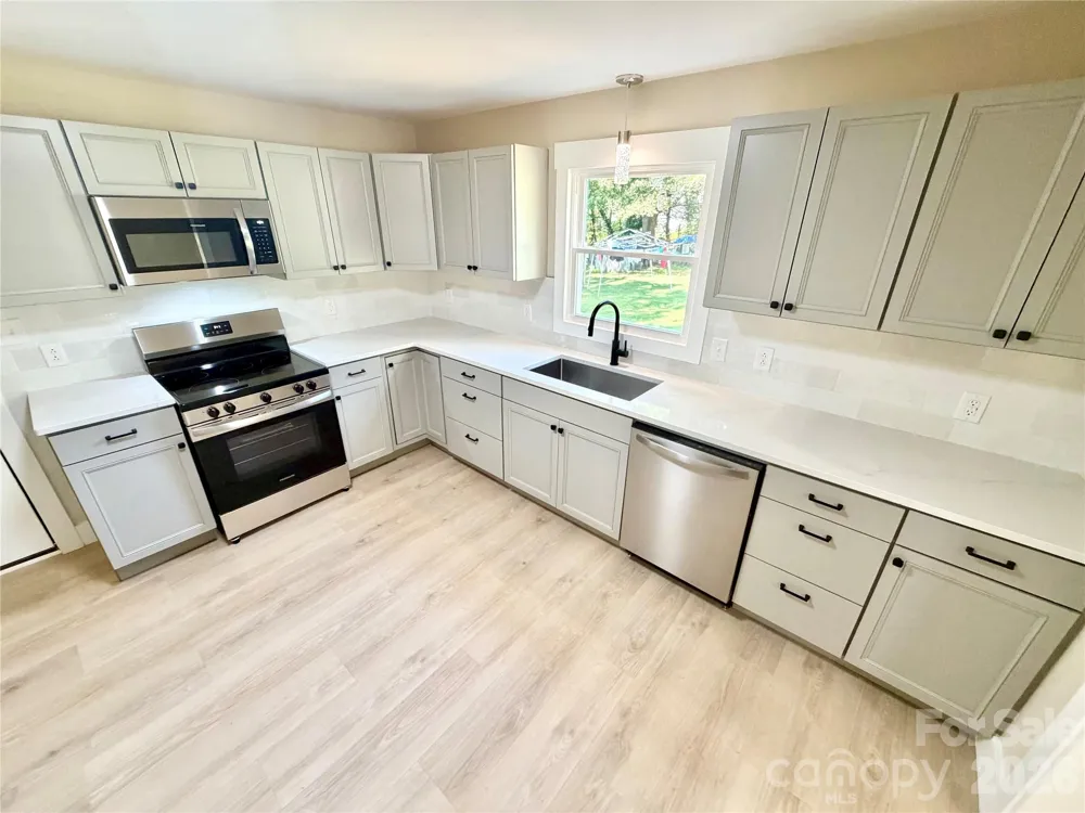 88 Polk Street Taylorsville, NC 28681