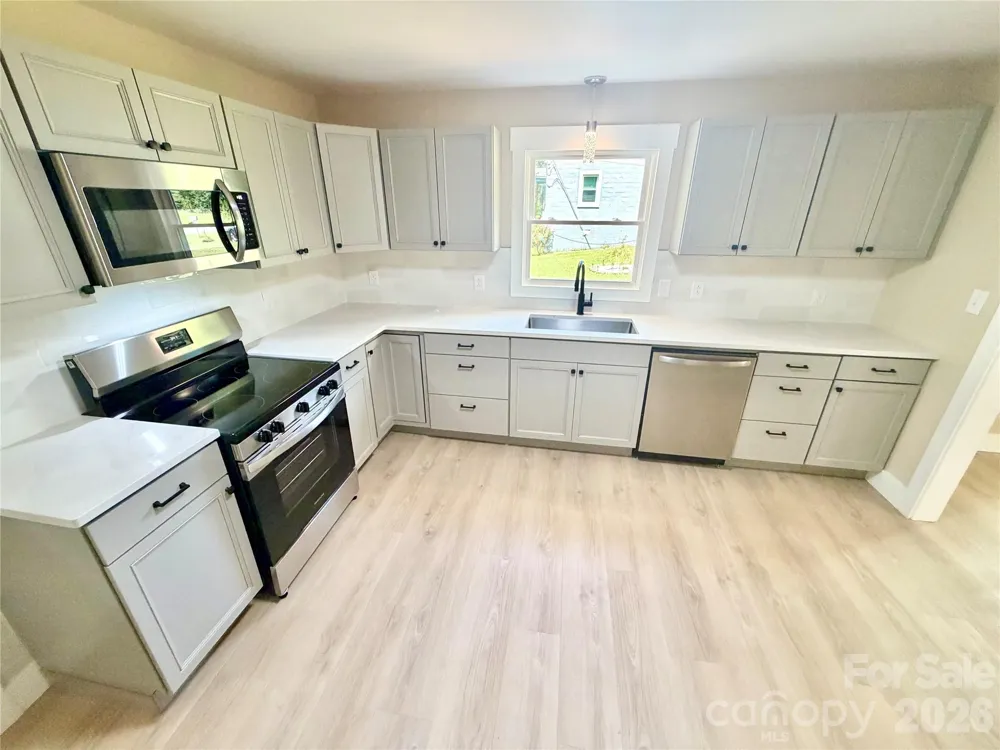 88 Polk Street Taylorsville, NC 28681