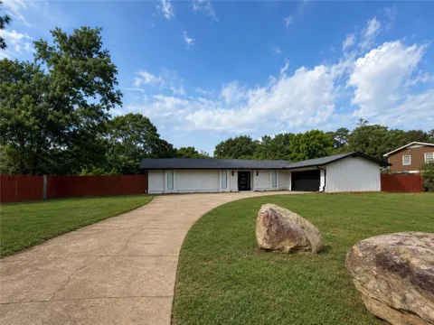 2294 SE Fairview Road SE