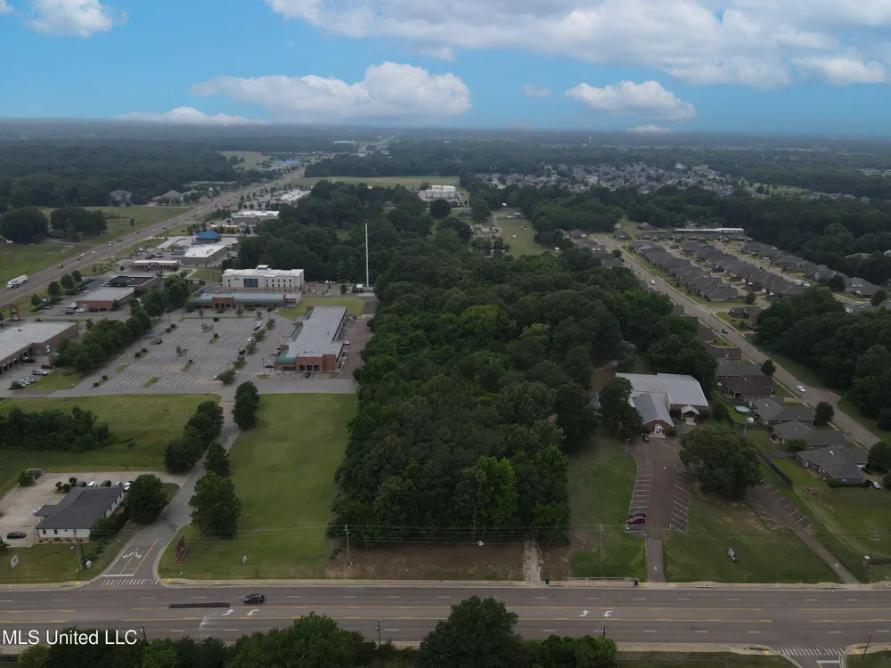 7183 Craft Road Olive Branch, MS 38654