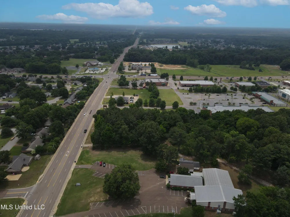 7183 Craft Road Olive Branch, MS 38654