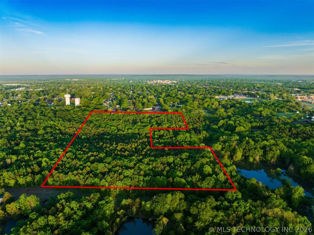 1930 E 9th Street Okmulgee, OK 74447