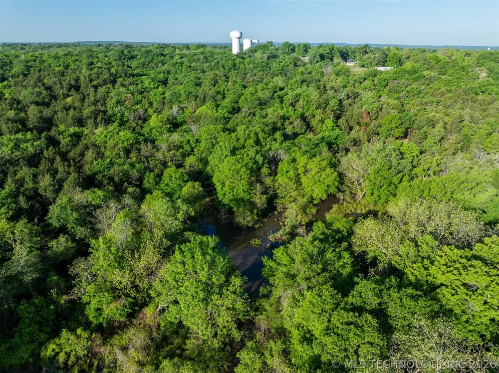 1930 E 9th Street Okmulgee, OK 74447