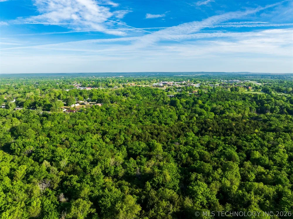 1930 E 9th Street Okmulgee, OK 74447