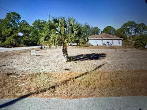 2700 19th Street W