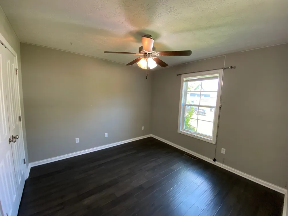 813 Pleasant Meadow Ln Bowling Green, KY 42101
