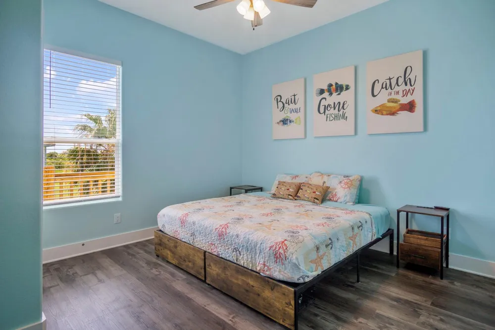933 Magnolia Ln Lane Port Bolivar, TX 77650