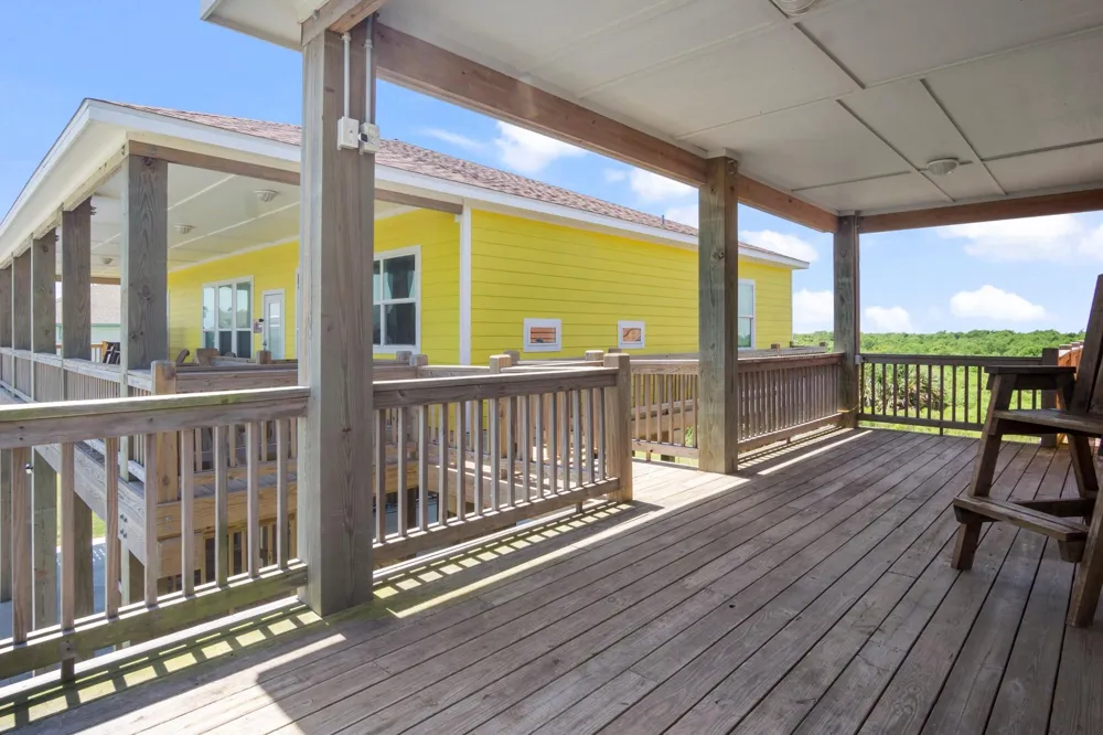 933 Magnolia Ln Lane Port Bolivar, TX 77650