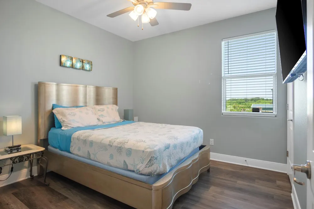 933 Magnolia Ln Lane Port Bolivar, TX 77650