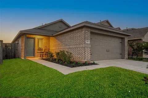 7311 Greenbriar Canyon Lane