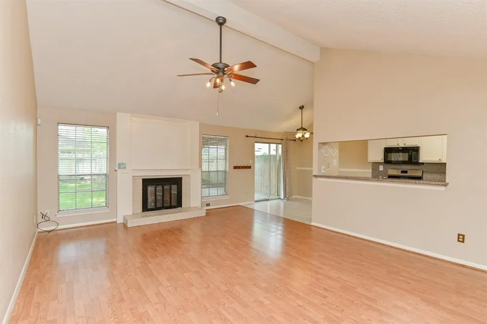 4011 Issacks Way Sugar Land, TX 77479