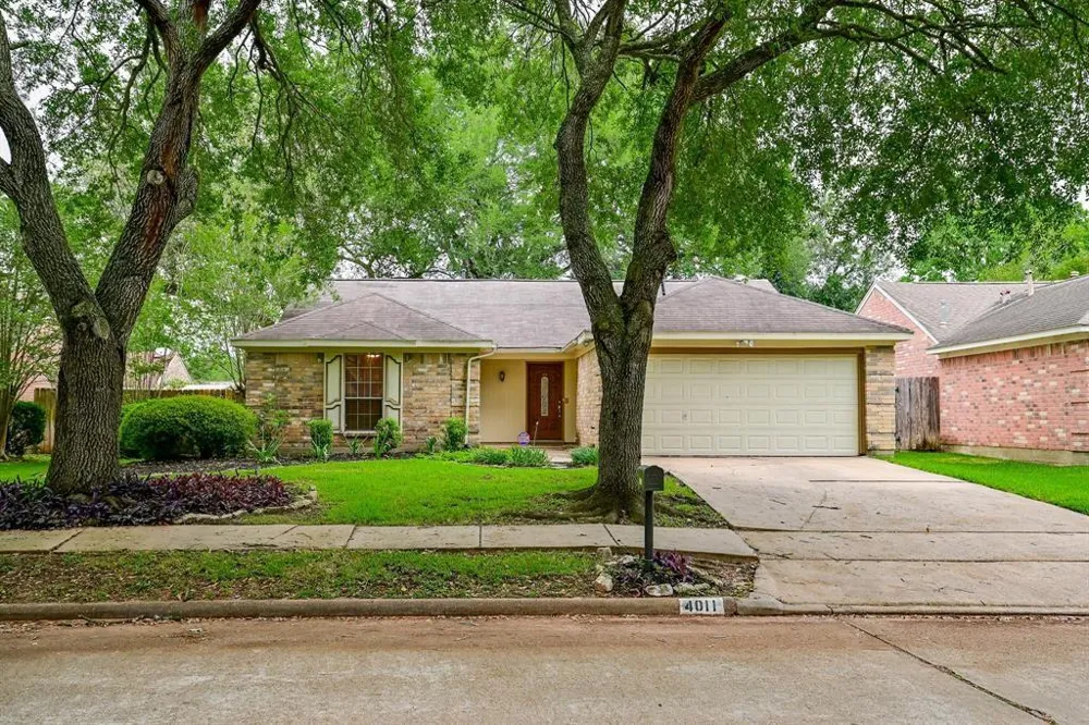 4011 Issacks Way Sugar Land, TX 77479