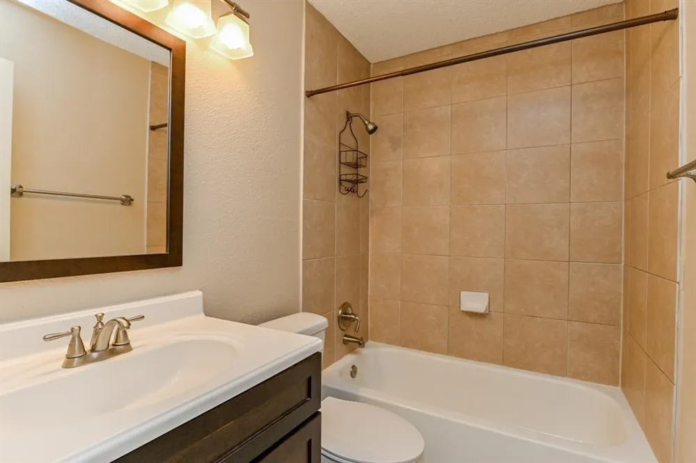 4011 Issacks Way Sugar Land, TX 77479